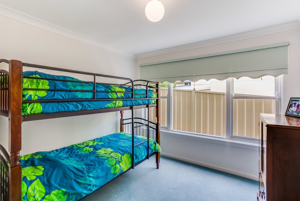 7 Joleen Crescent SHOAL BAY 18
