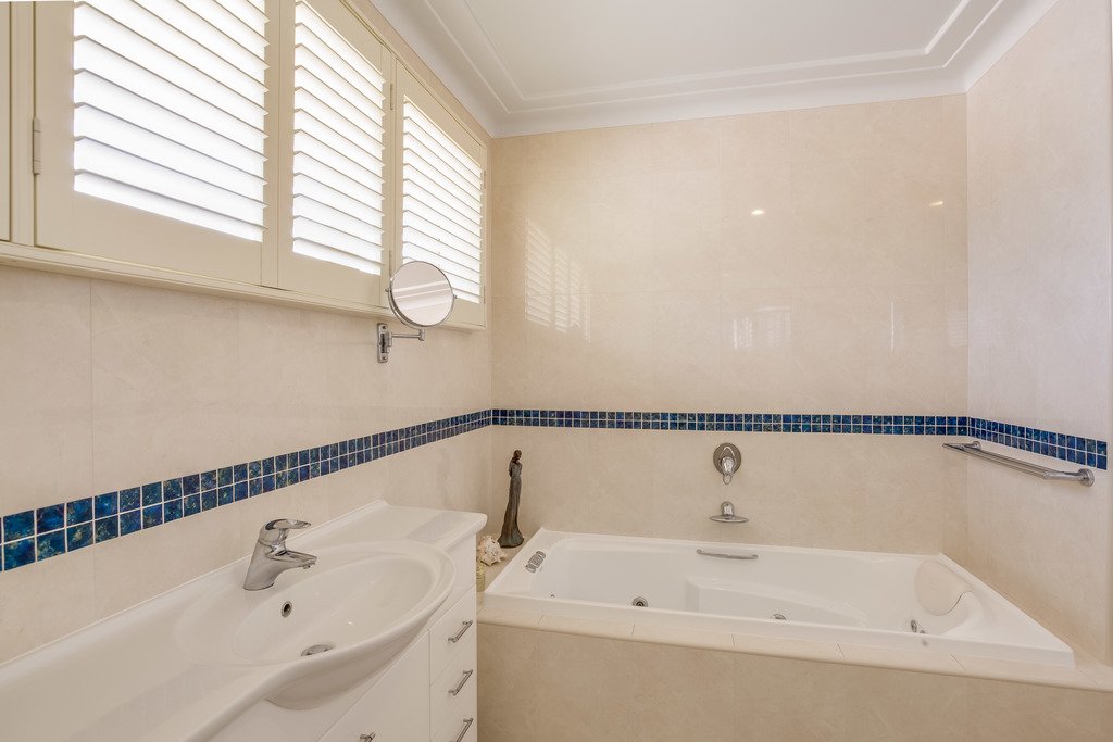 7 Joleen Crescent SHOAL BAY 20