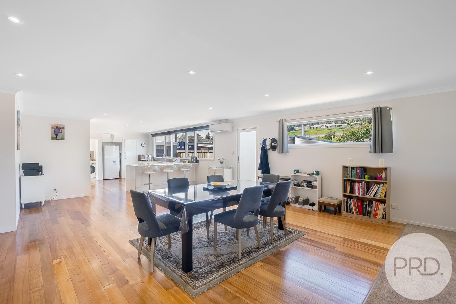 7 Jones Parade LEWISHAM 9