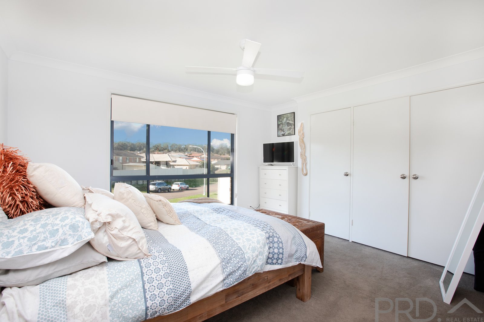 7 Joseph Close RUTHERFORD 9