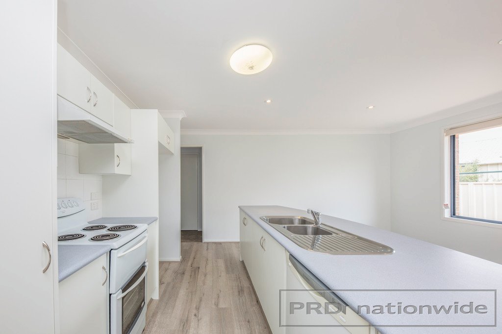 7 Joseph Close RUTHERFORD 7