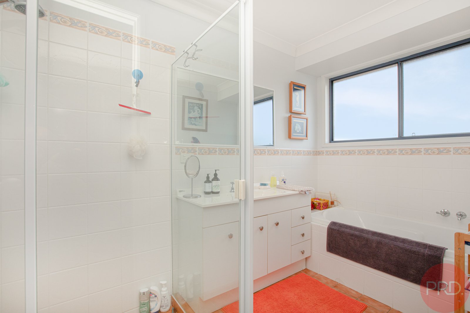 7 Joseph Close RUTHERFORD 15