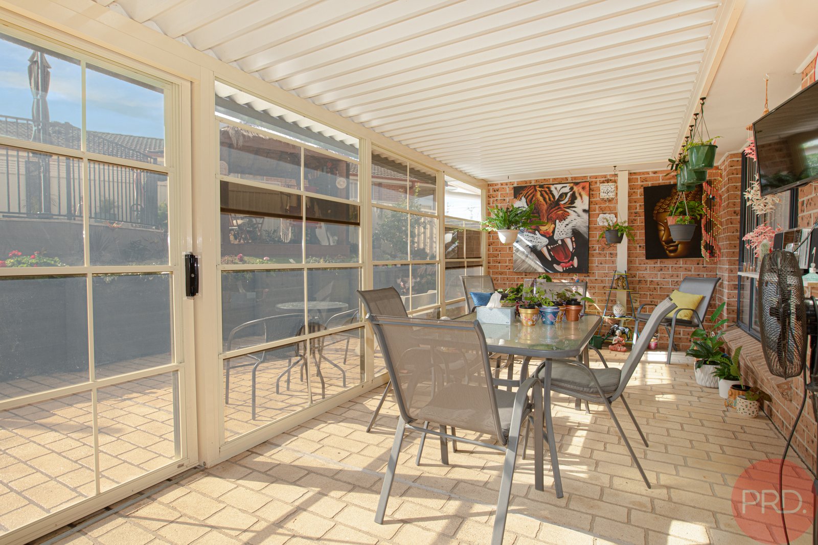 7 Joseph Close RUTHERFORD 17