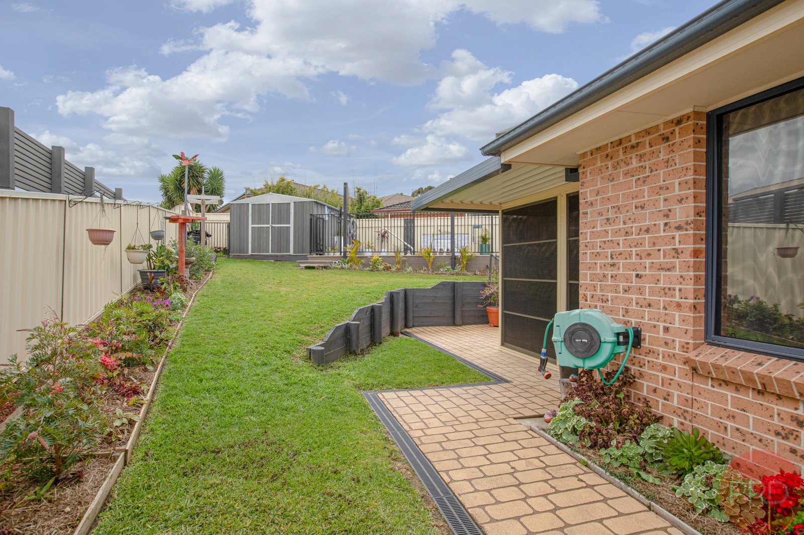 7 Joseph Close RUTHERFORD 25