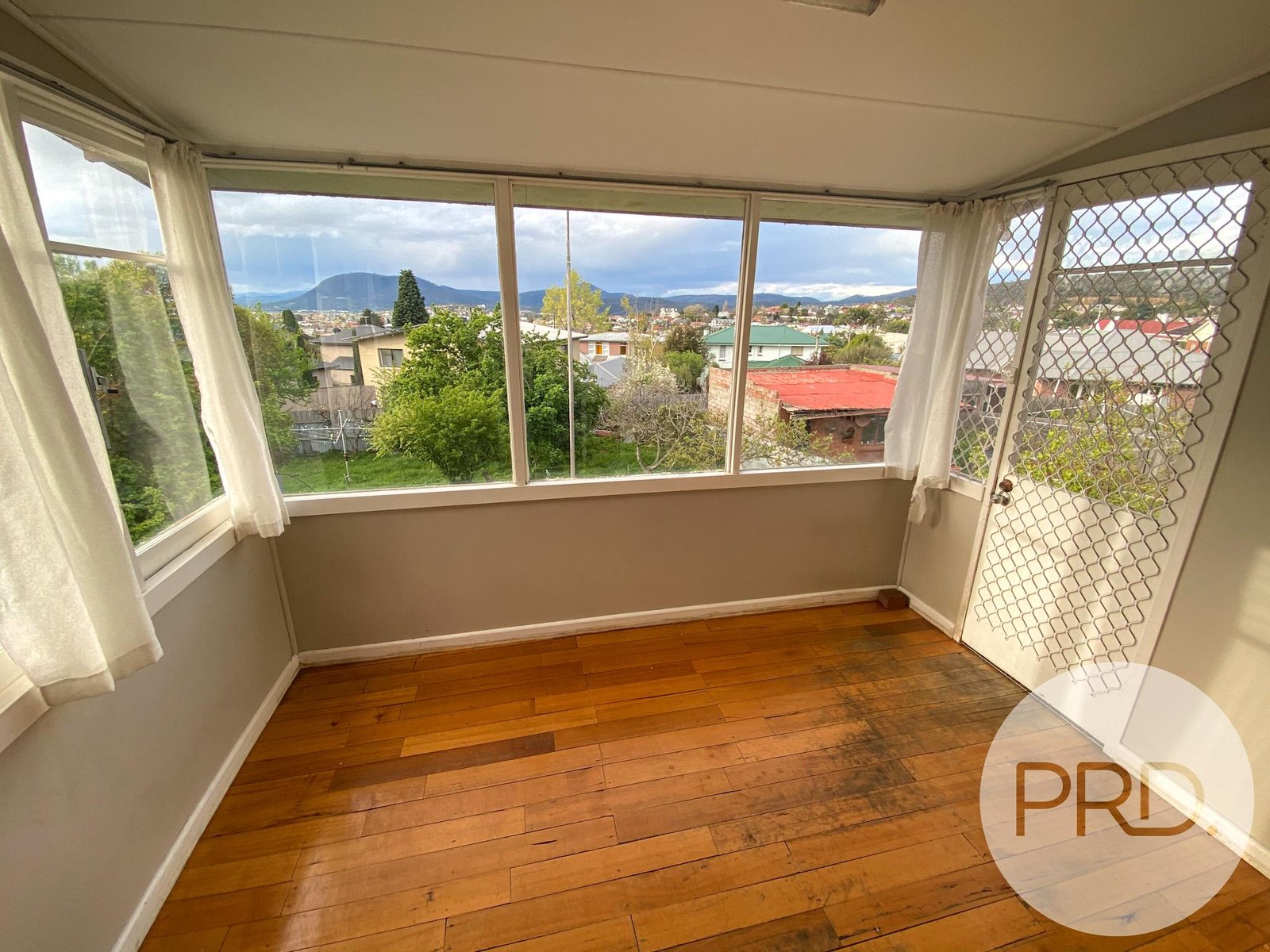 7 Joynton Street NEW TOWN 3