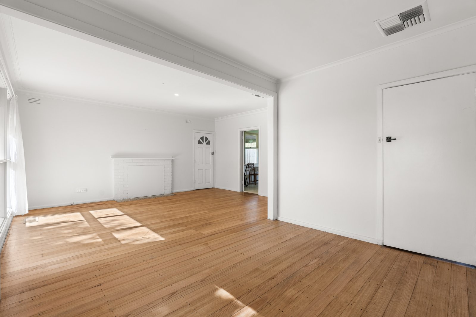 Gallery: 7 Juliana Street