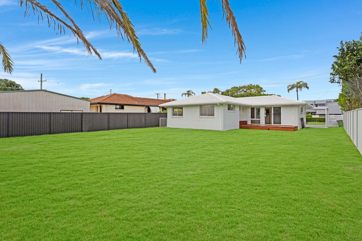 7 Karbunya Street Mermaid Waters 13