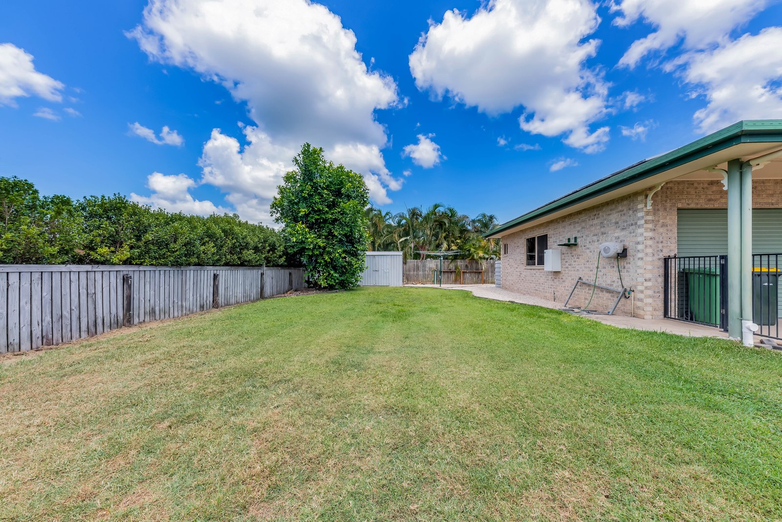 7 Keith Johns Drive PROSERPINE 11