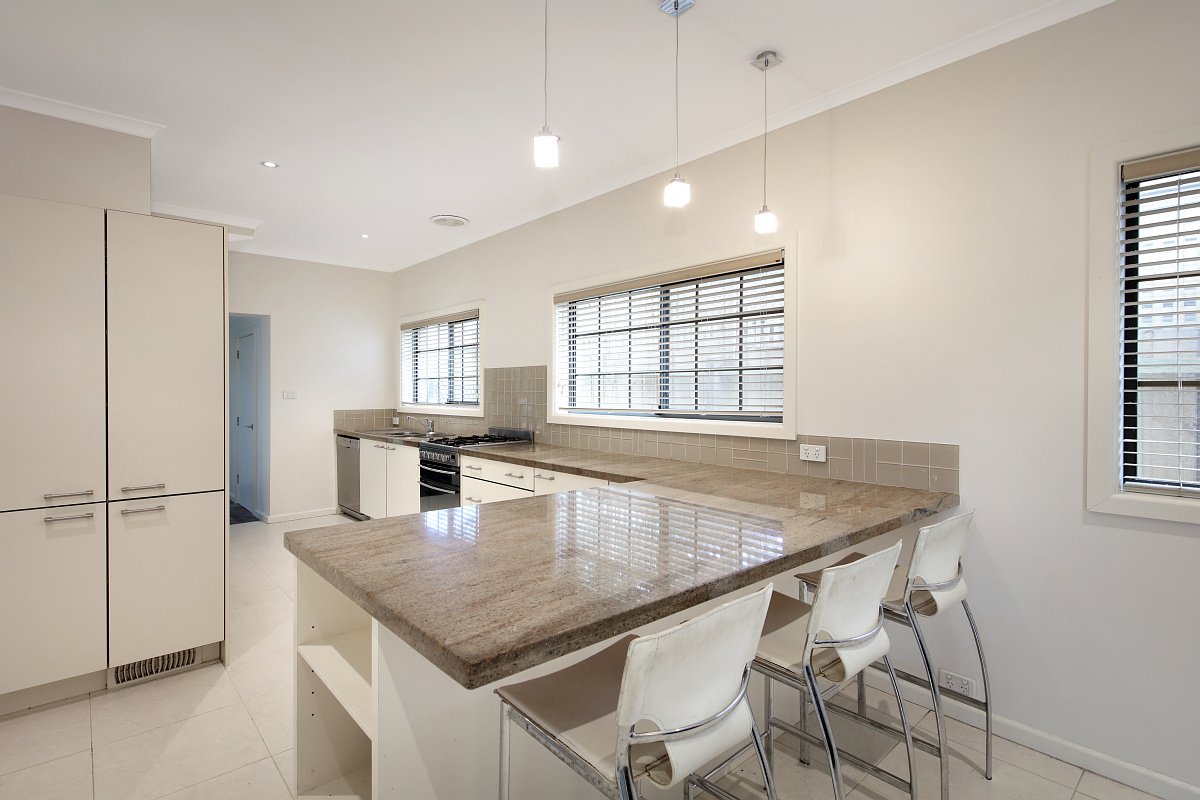 Gallery: 7 Kelly Avenue