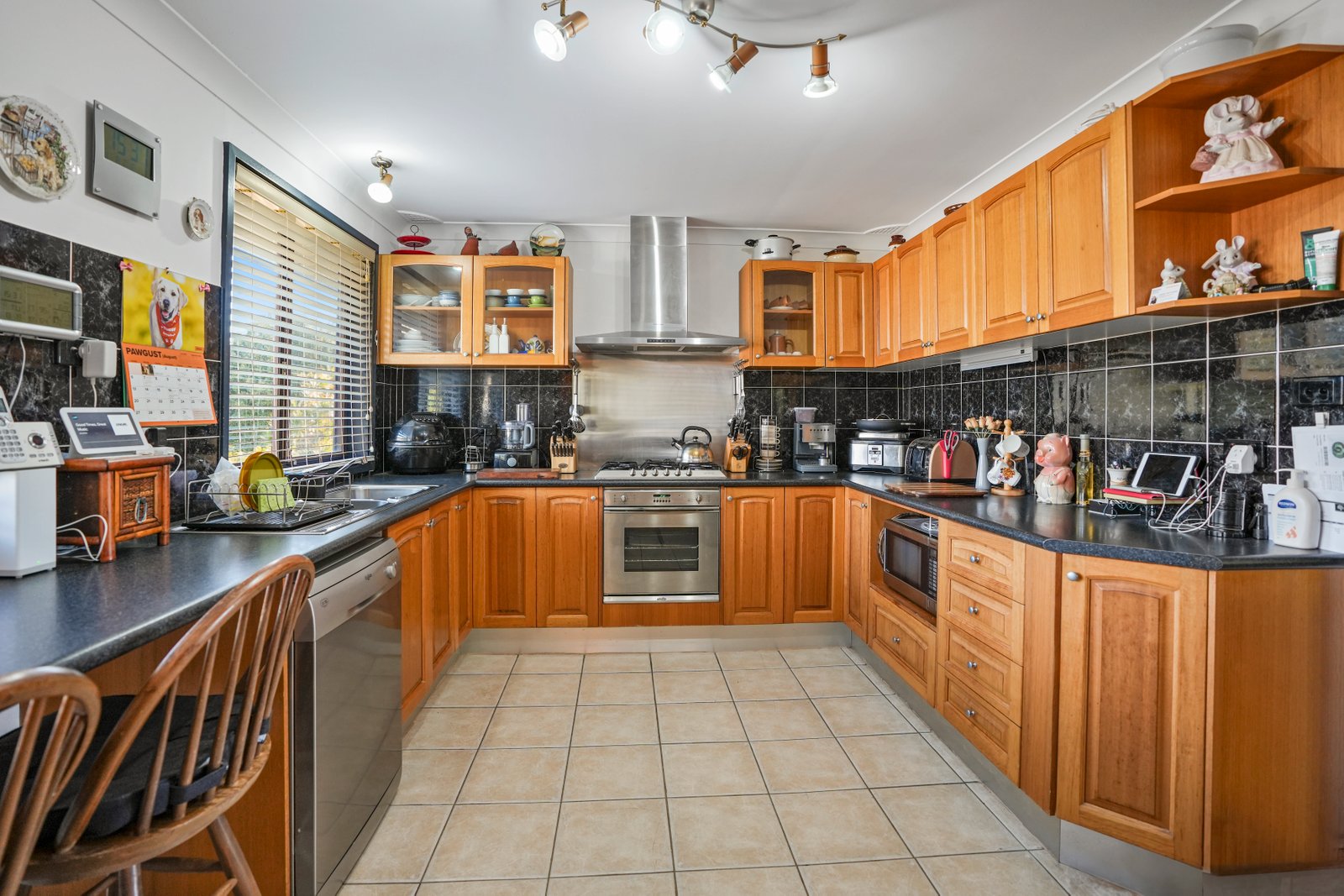 7 Kemp Street SALAMANDER BAY 6