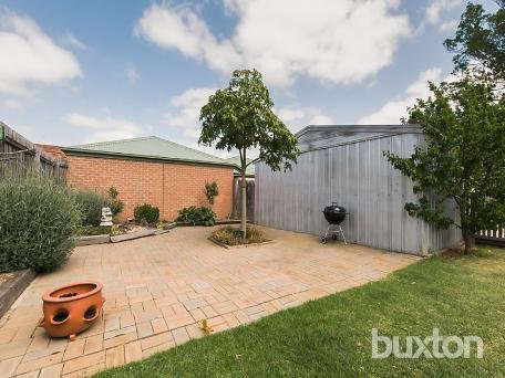 Gallery: 7 Kenneth Street