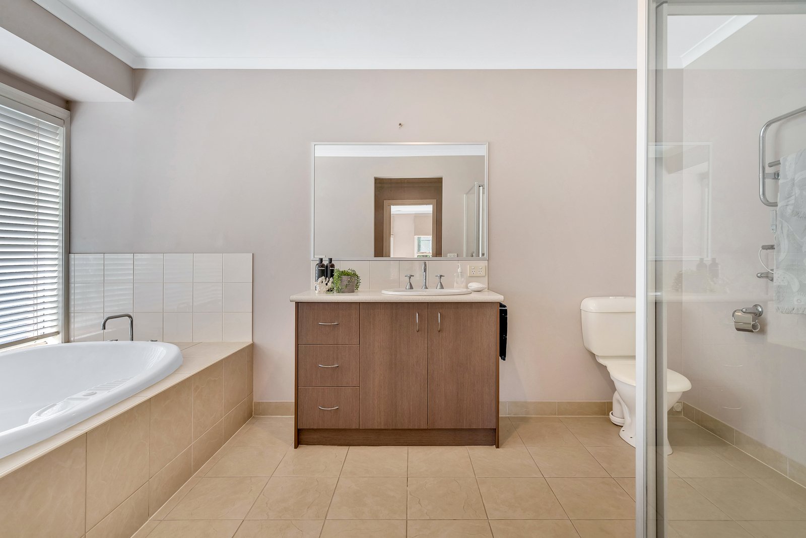 Real Estate and Property in 7 Kensei Court, New Gisborne, VIC