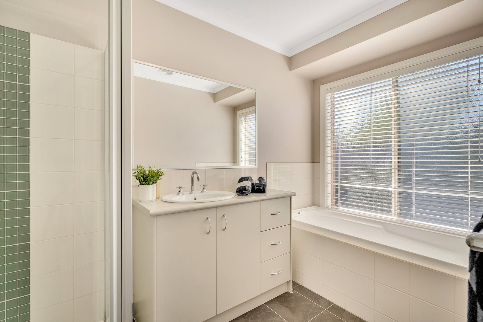 Real Estate and Property in 7 Kensei Court, New Gisborne, VIC