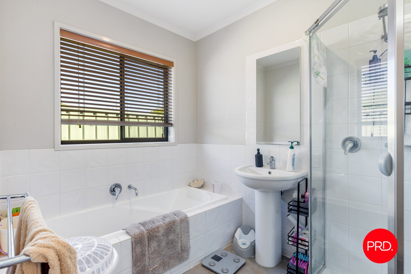 7 Kensington Grove NORTH BENDIGO 11