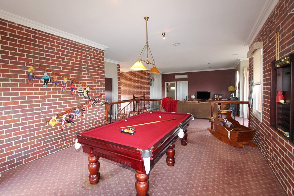 7 Kenvarra Court BLACK HILL 6