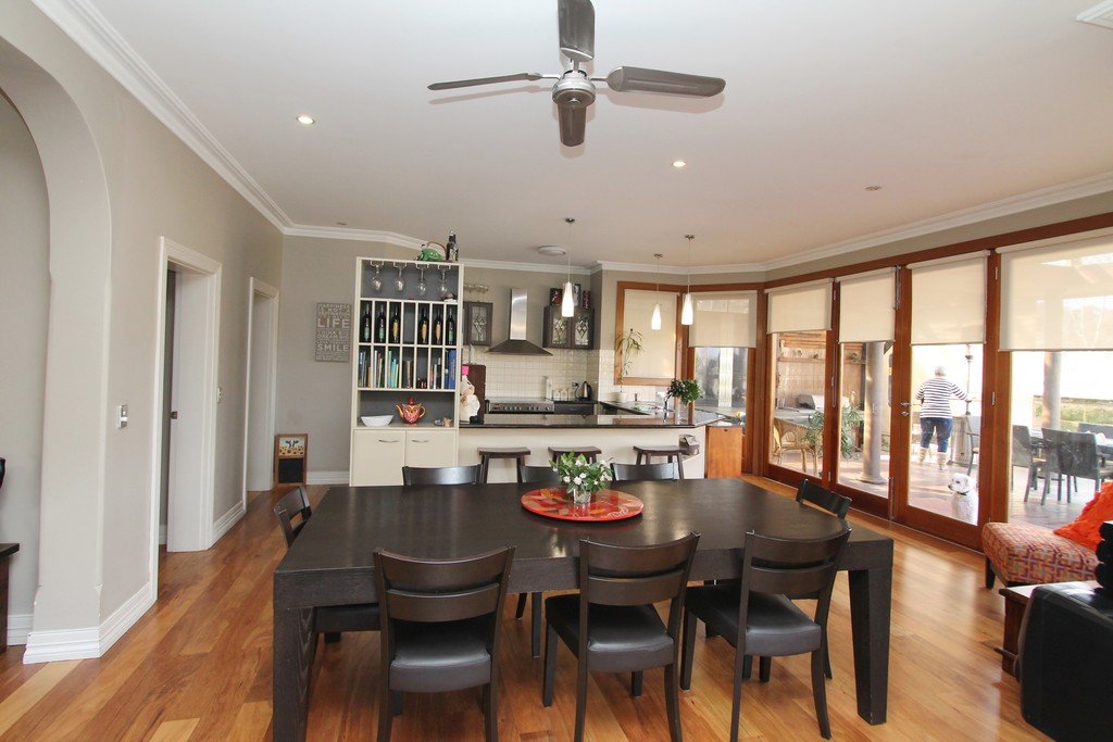 7 Kenvarra Court BLACK HILL 13