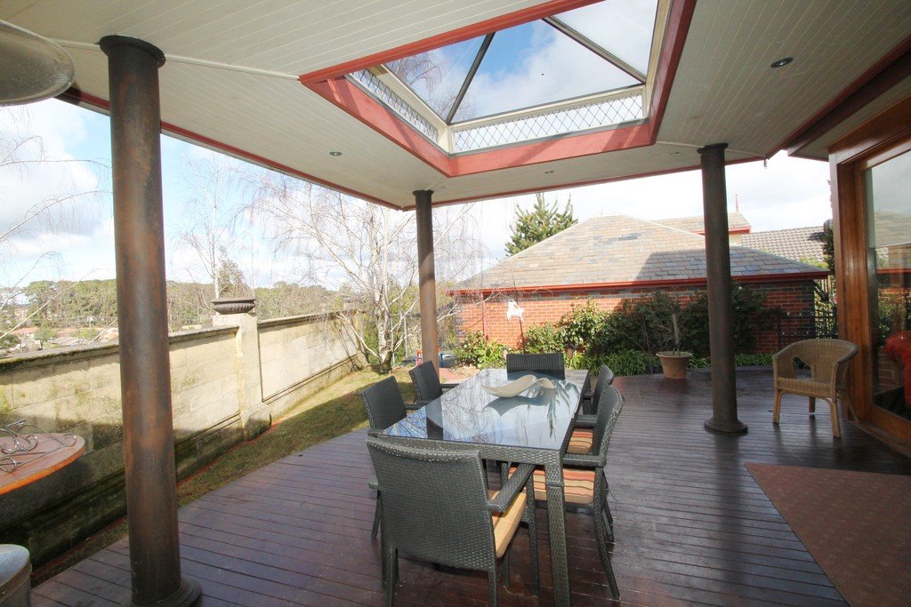 7 Kenvarra Court BLACK HILL 18