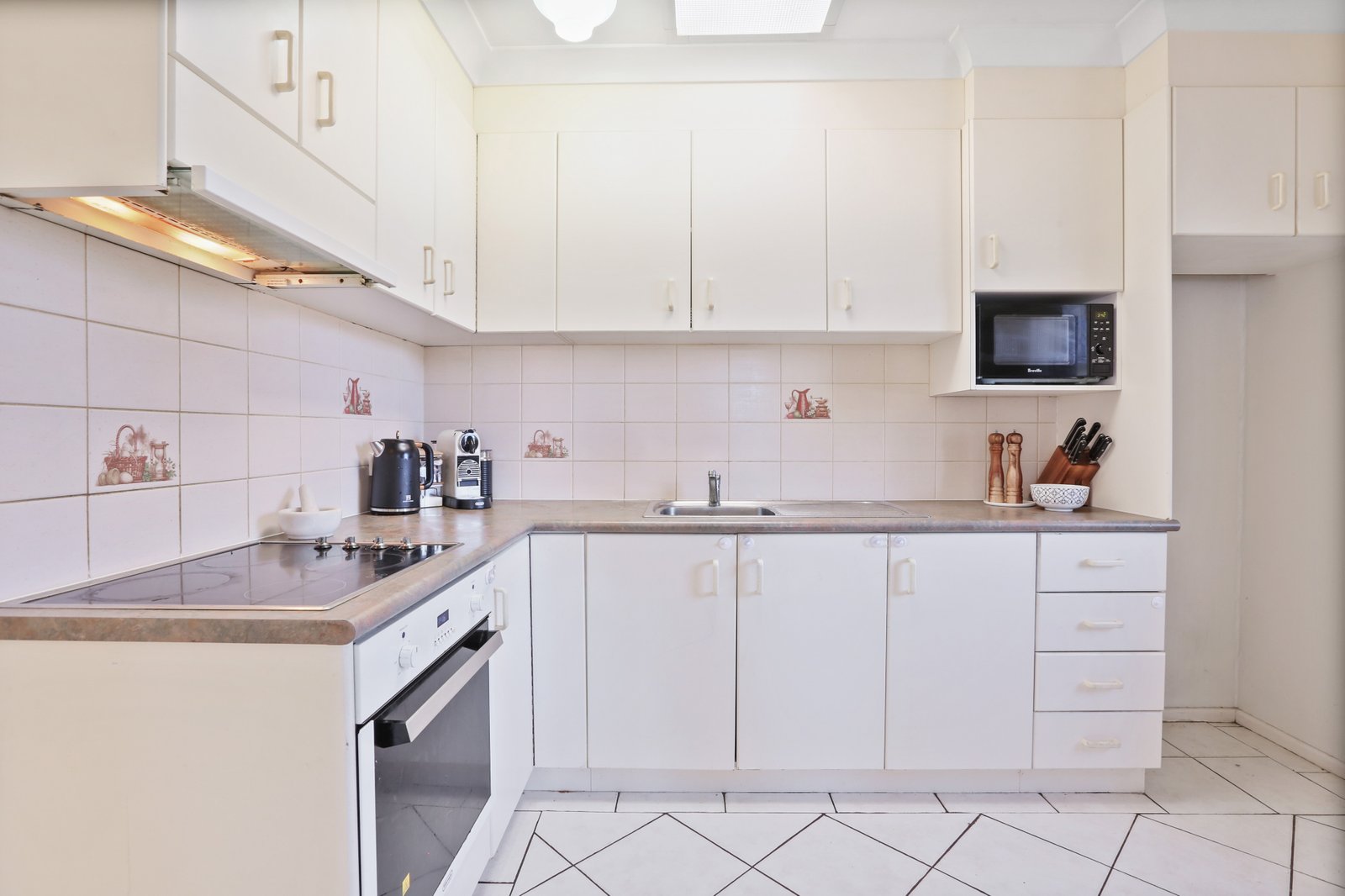 7 Kimbarra Crescent KOONAWARRA 6