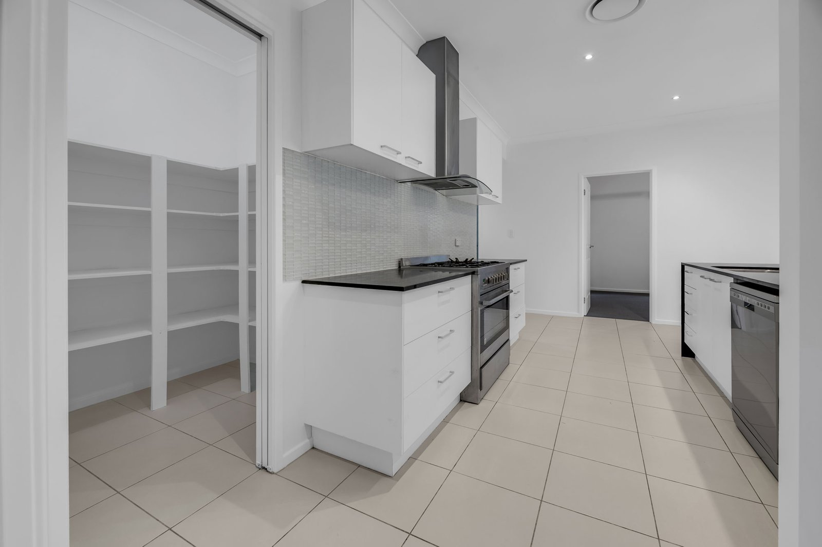 7 Kimberley Creek Road UPPER COOMERA 5