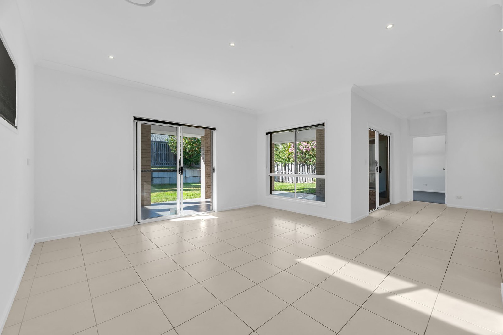 7 Kimberley Creek Road UPPER COOMERA 8