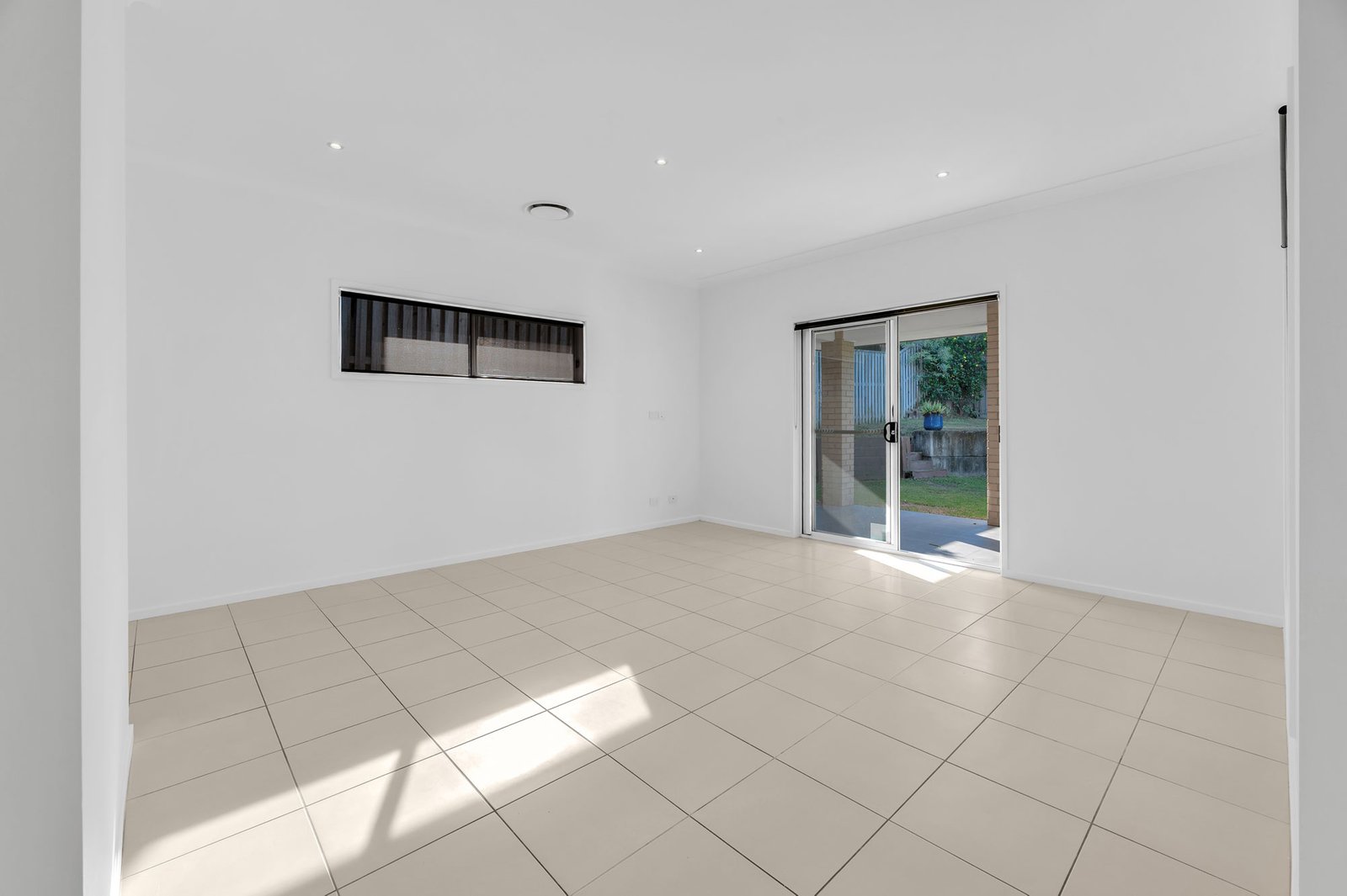 7 Kimberley Creek Road UPPER COOMERA 11