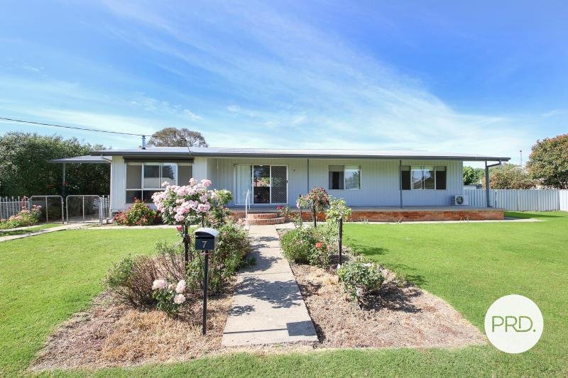 7 King Street CULCAIRN 1