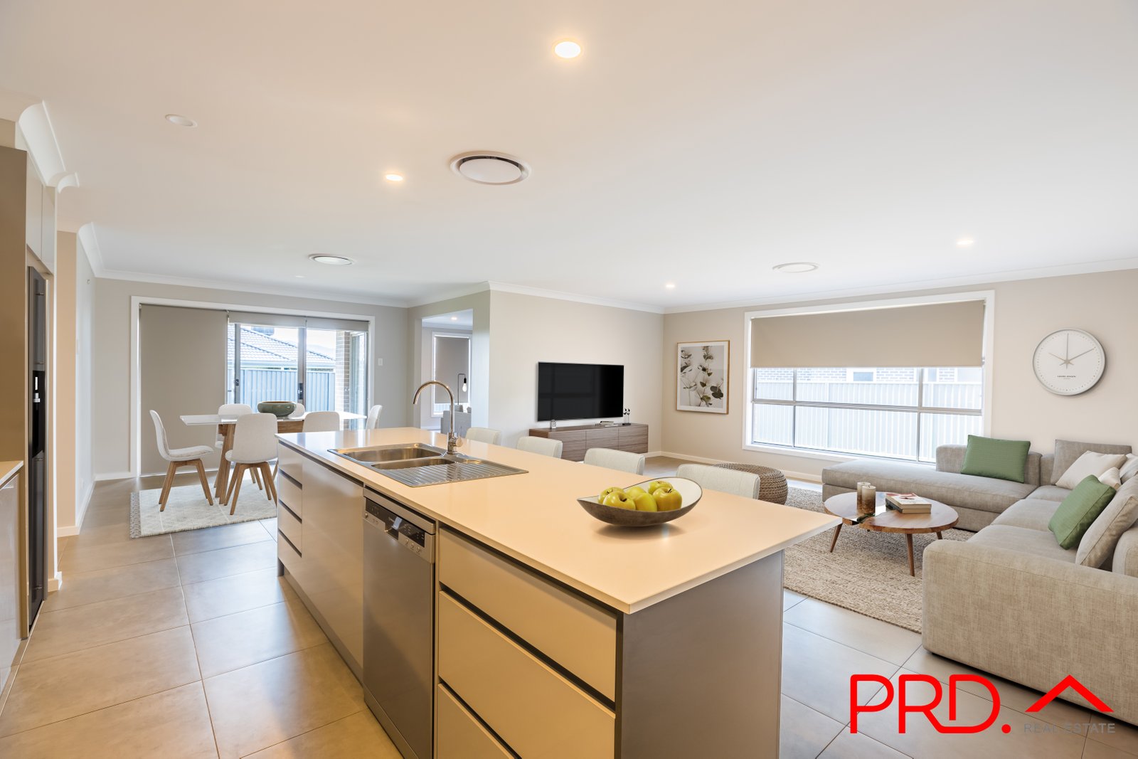 7 Kingham Street TAMWORTH 2