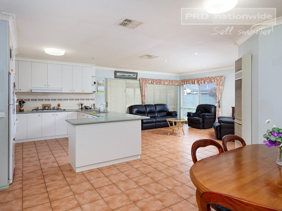 7 Lachlan Place TATTON 2