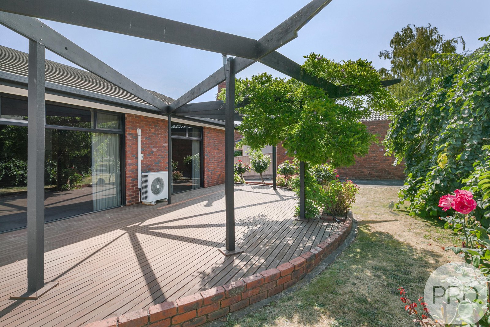 7 Lake View Court BALLARAT NORTH 11