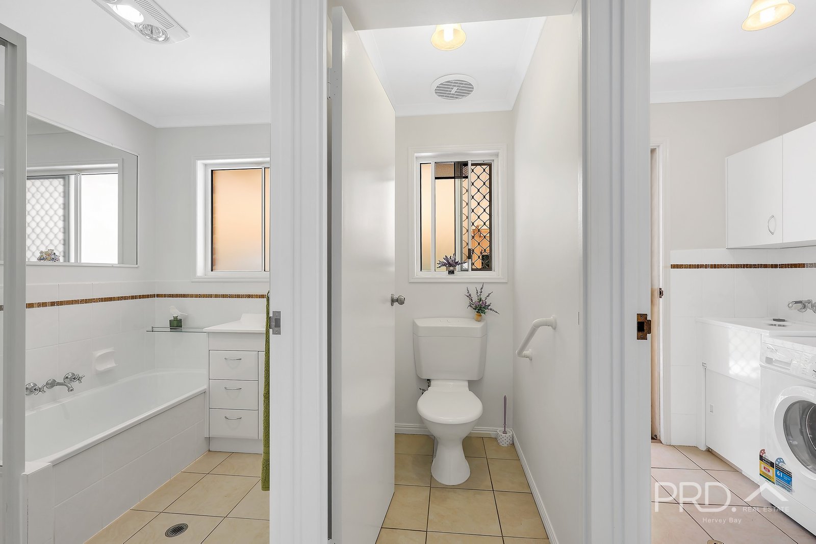 7 Lakeside Court TORQUAY 18