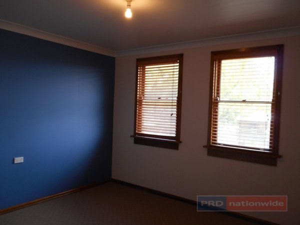 7 Lambie Street TUMUT 8