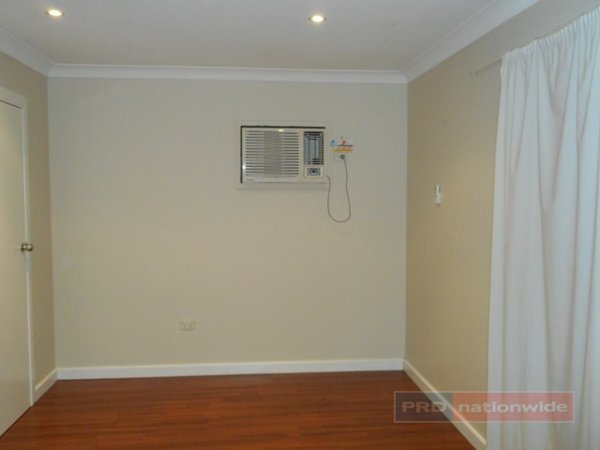 7 Lambie Street TUMUT 10