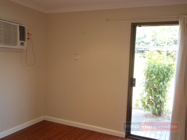 7 Lambie Street TUMUT 11