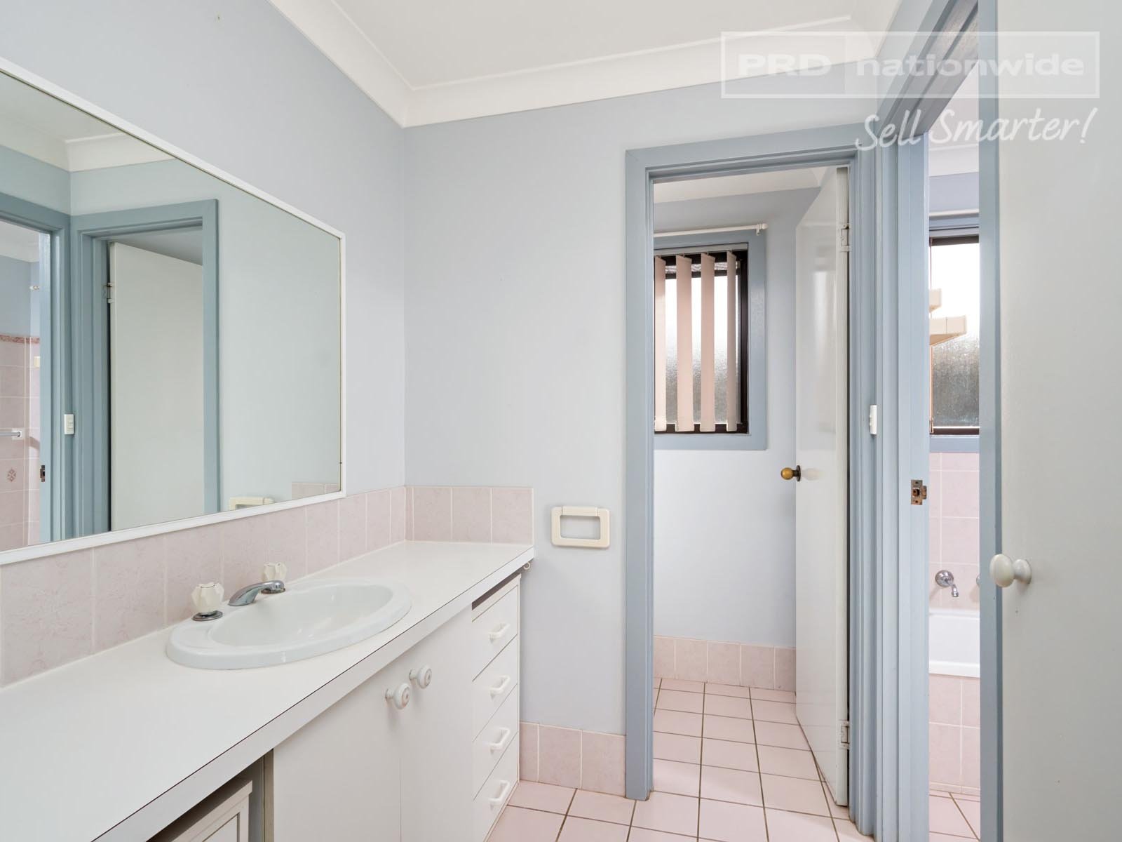 7 Langi Crescent GLENFIELD PARK 4