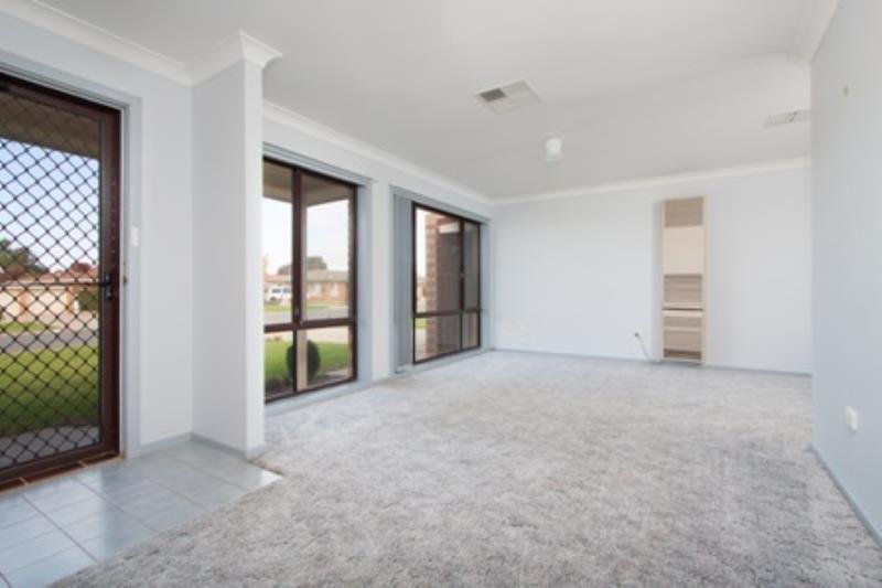 7 Langi Crescent GLENFIELD PARK 5
