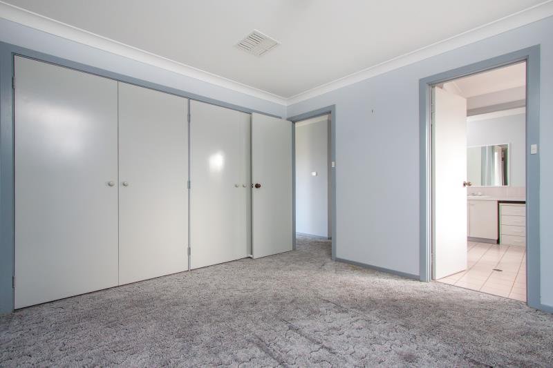 7 Langi Crescent GLENFIELD PARK 5