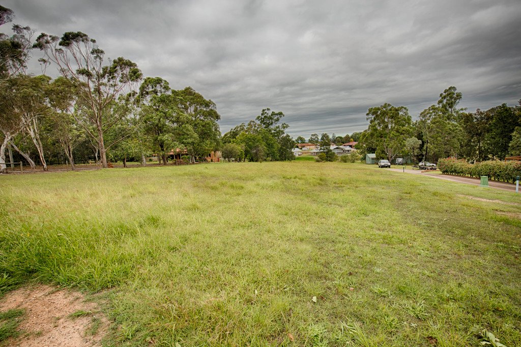 7 Largs Avenue LARGS 5