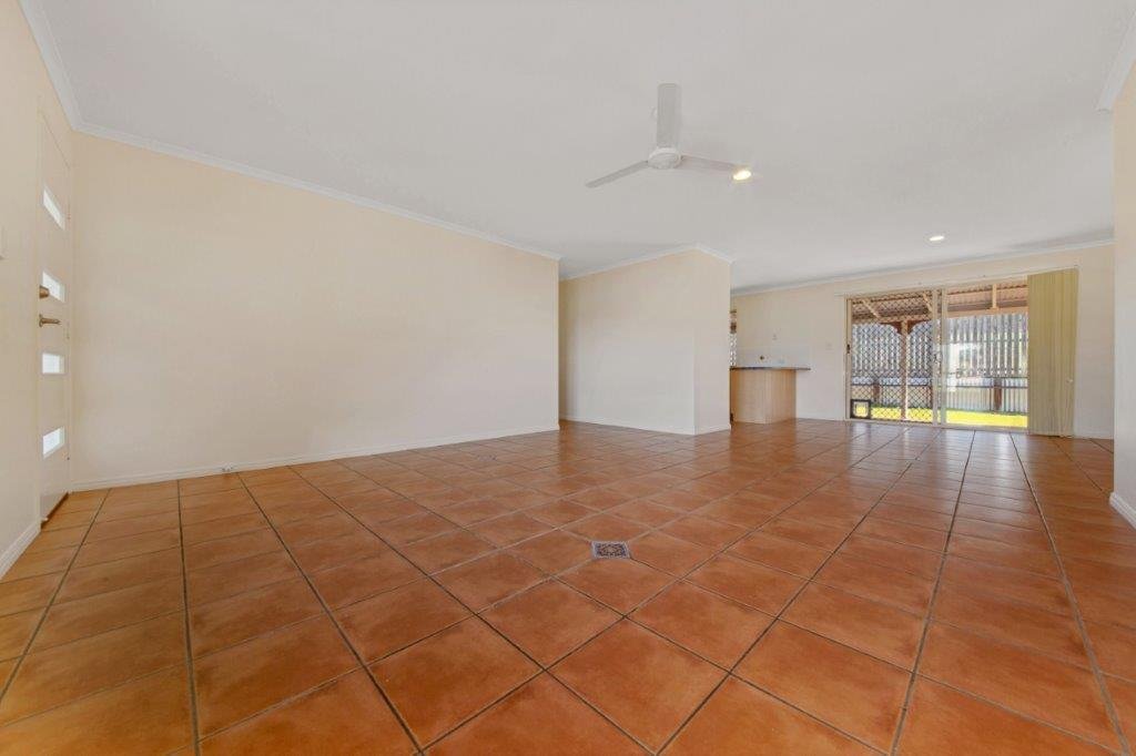 7 Lawrence Court TANNUM SANDS 13