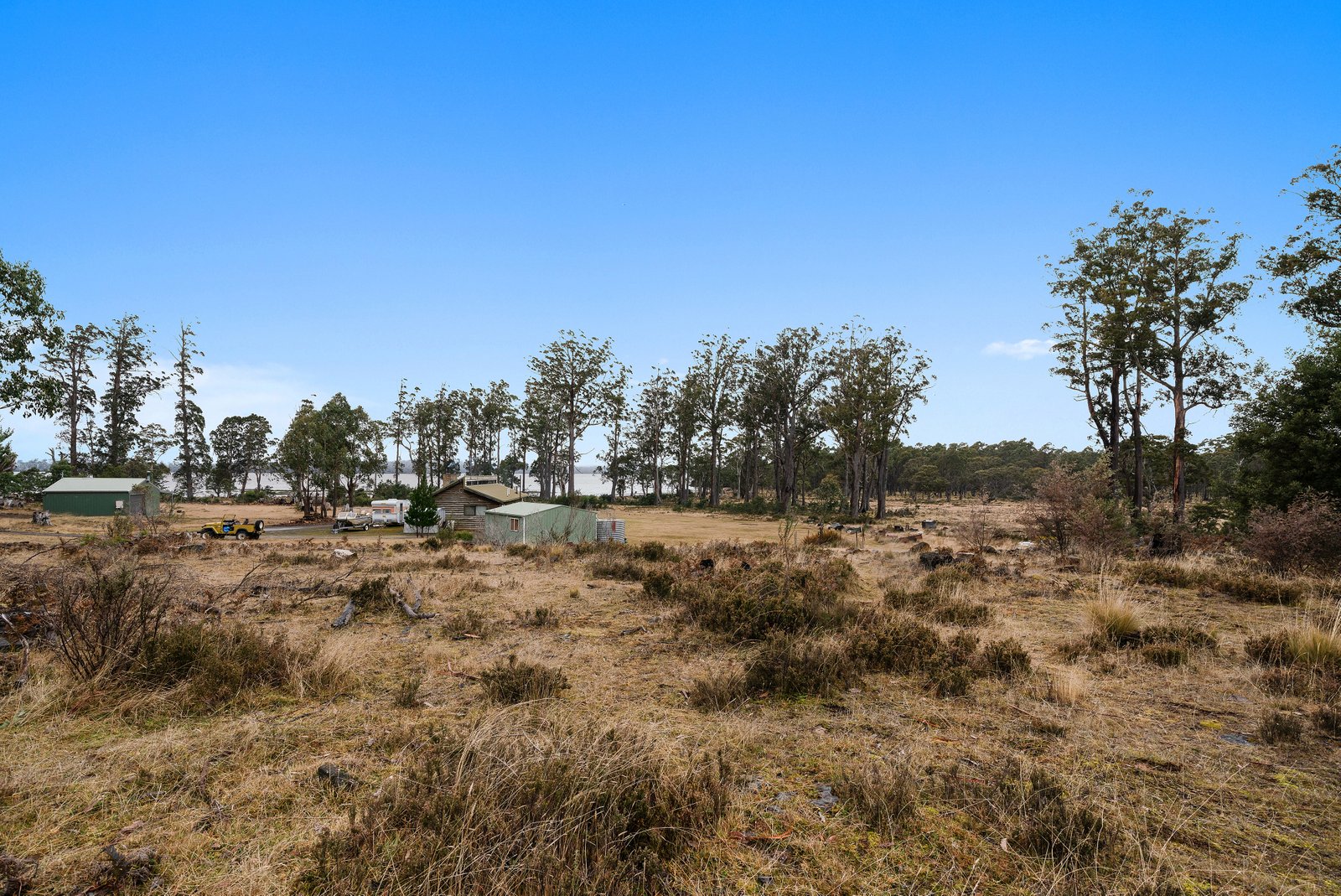 7 Laycock Drive INTERLAKEN 12