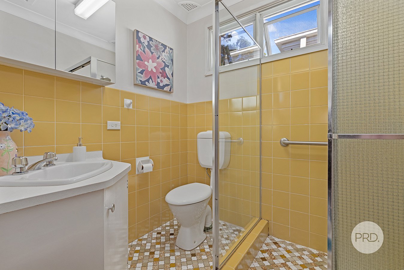 7 Lesley Crescent MORTDALE 16