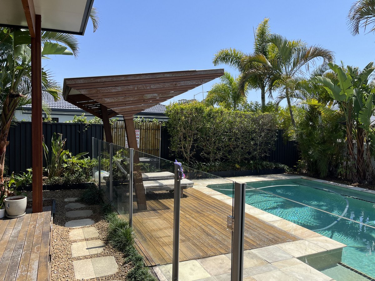 7 Limkin Street BURLEIGH WATERS 2