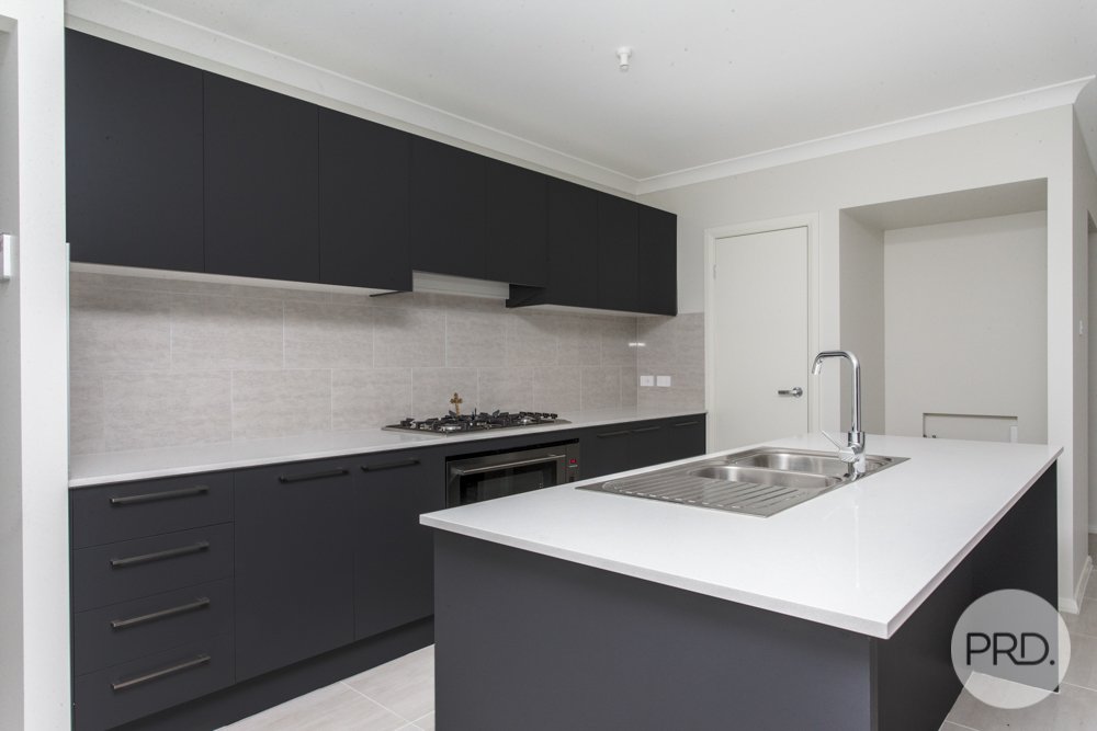 7 Lloyd Street, NSW 2747  WERRINGTON 8