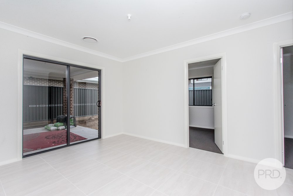 7 Lloyd Street, NSW 2747  WERRINGTON 9