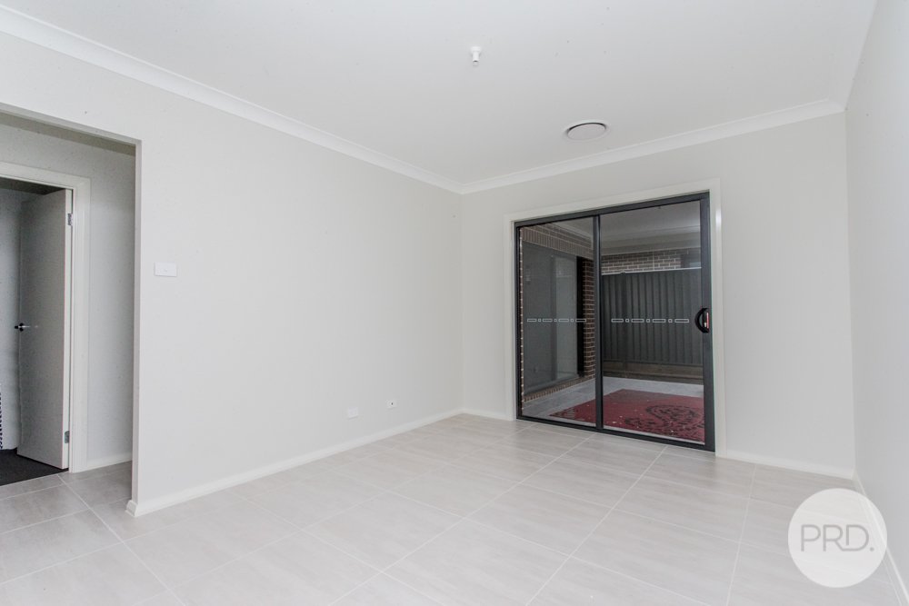 7 Lloyd Street, NSW 2747  WERRINGTON 10