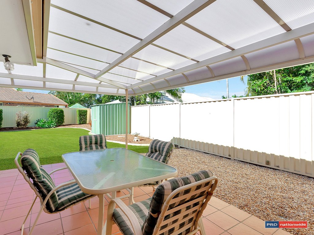 7 Lomond Court VARSITY LAKES 12