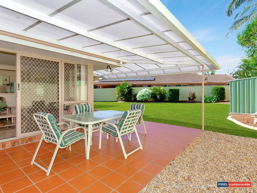 7 Lomond Court VARSITY LAKES 13