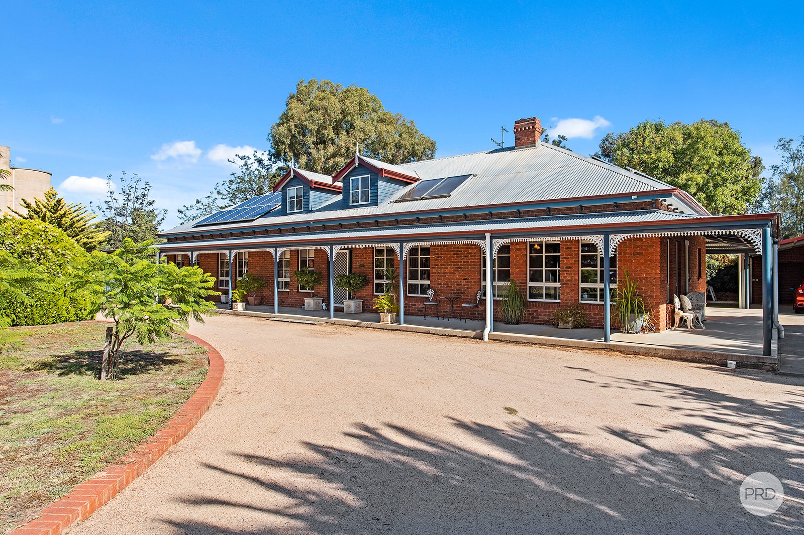 7 Lonsdale Avenue ELMORE 1