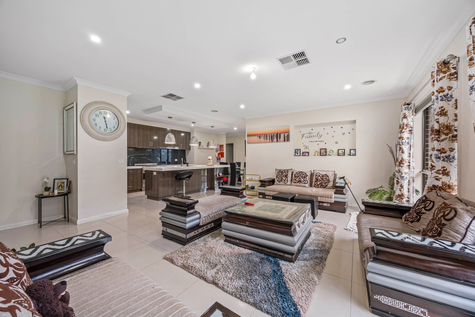 Gallery: 7 Lorensini Road