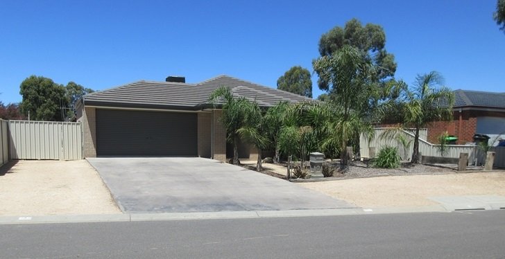 7 Lorikeet Aveue  EPSOM 1