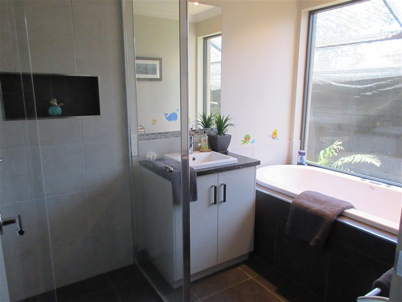 7 Lorikeet Aveue  EPSOM 8